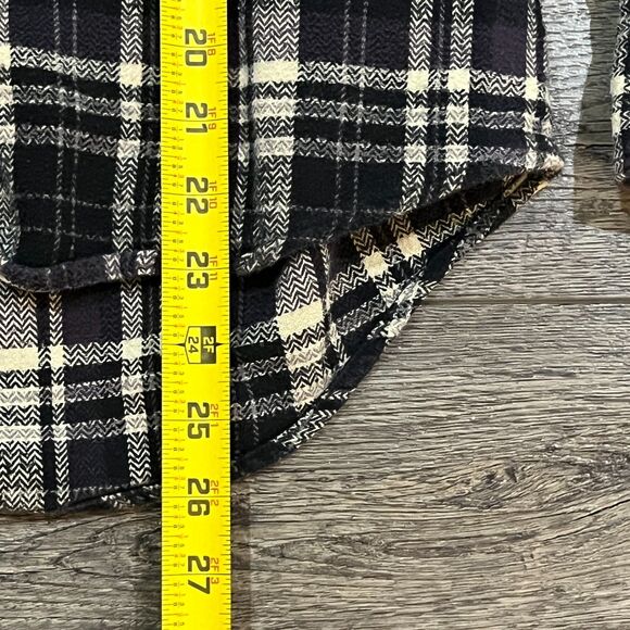 True Religion Brand Jeans Plaid Flannel Shirt Horseshoe Logo Back Graphic Small - Picture 9 of 9